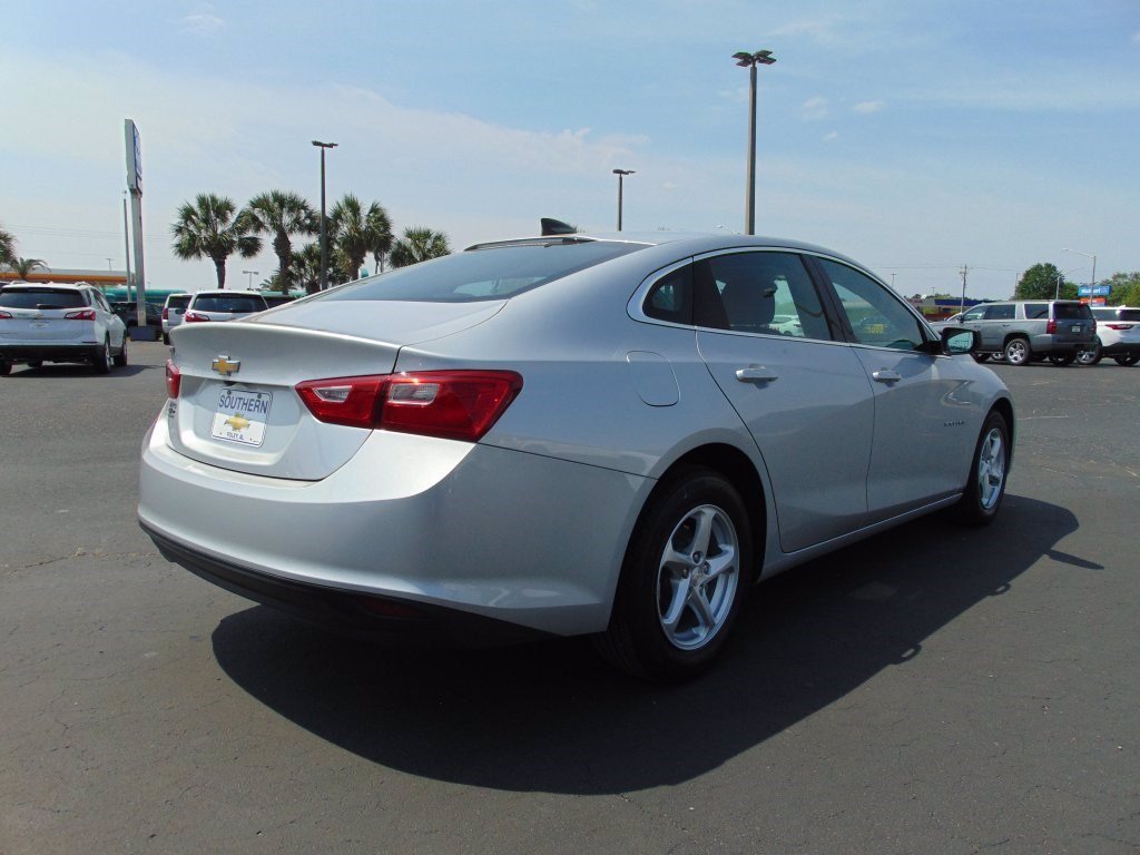 2017 Chevrolet Malibu LS FWD 4dr Car